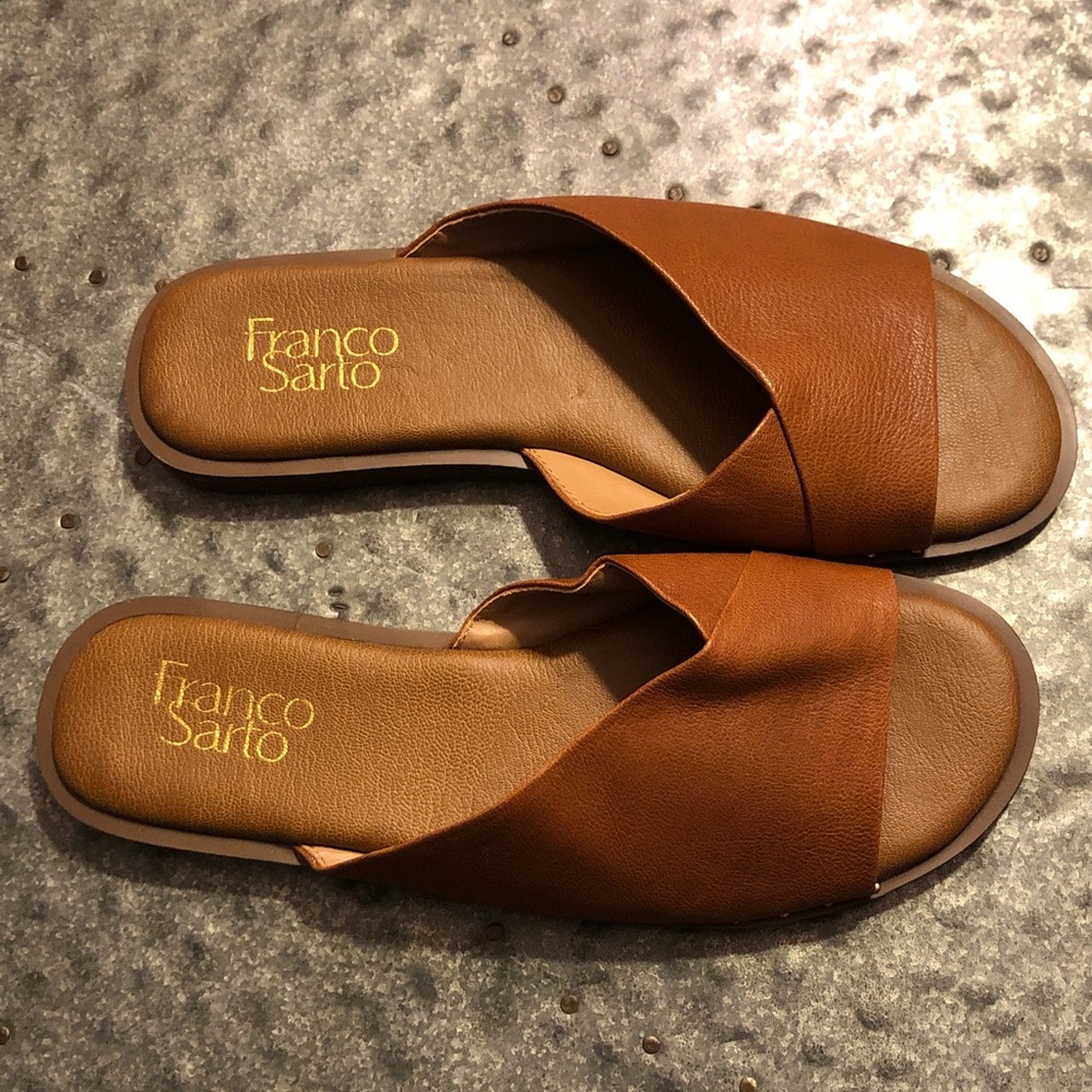 Franco Sarto Riviera Women's Leather Sandals‎ Size 6 Tan Slip On Slide Studs